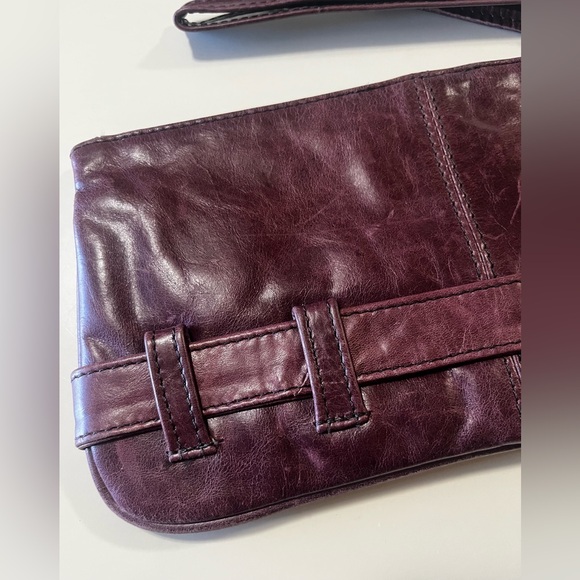Elegant Dark Purple Pebbled Leather Clutch - Picture 5 of 11